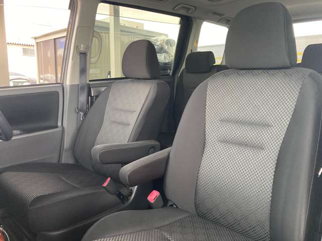 トヨタ ノア ２．０ Ｓ ４ＷＤ H21年 (東北) 99