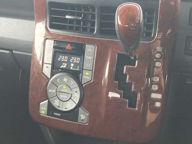 トヨタ ノア ２．０ Ｓ ４ＷＤ H21年 (東北) 99