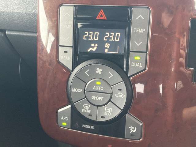 トヨタ ノア ２．０ Ｓ ４ＷＤ H21年 (東北) 99