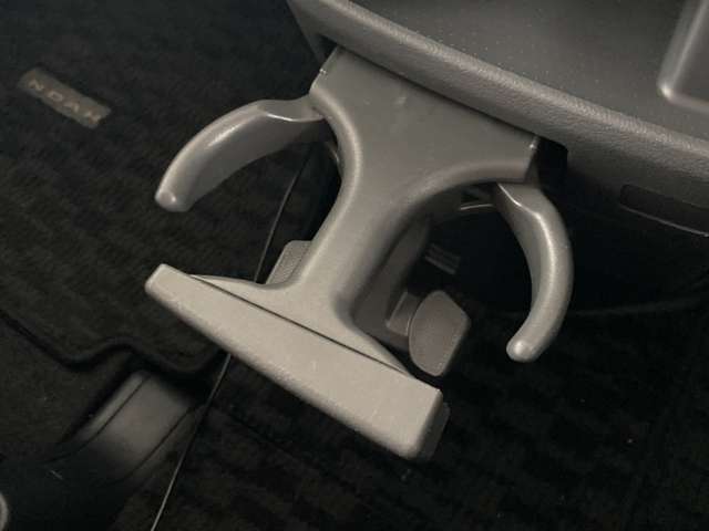 トヨタ ノア ２．０ Ｓ ４ＷＤ H21年 (東北) 99