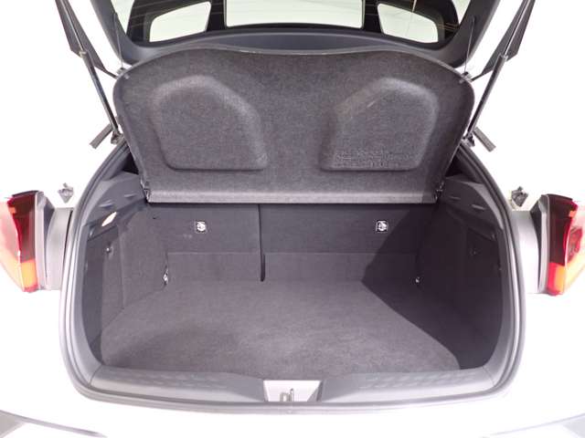 トヨタ Ｃ−ＨＲ ハイブリッド １．８ Ｇ R4年 (関東) 99