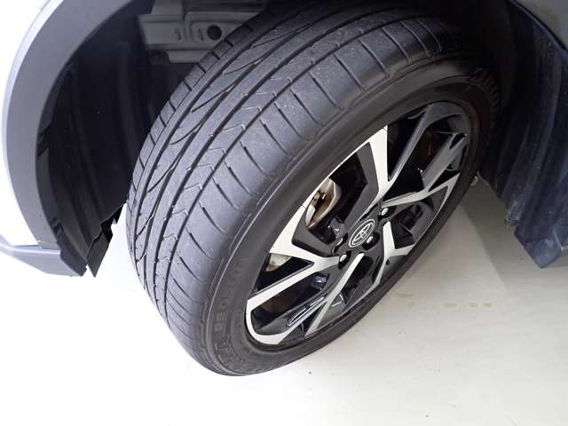 トヨタ Ｃ−ＨＲ ハイブリッド １．８ Ｇ R4年 (関東) 99