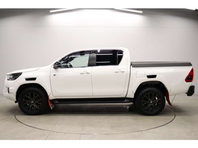 トヨタ ハイラックス ２．４ Ｚ ＧＲスポーツ ディーゼルターボ ４ＷＤ R5年 (東海) 99