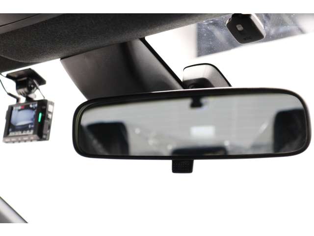 トヨタ ハイラックス ２．４ Ｚ ＧＲスポーツ ディーゼルターボ ４ＷＤ R5年 (東海) 99