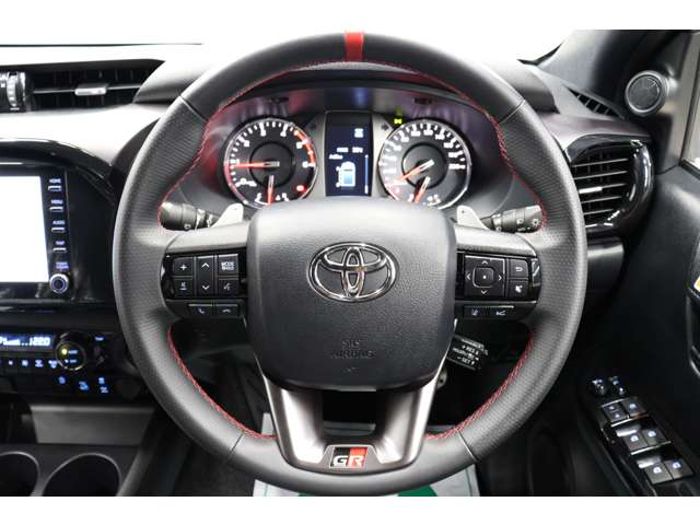 トヨタ ハイラックス ２．４ Ｚ ＧＲスポーツ ディーゼルターボ ４ＷＤ R5年 (東海) 99