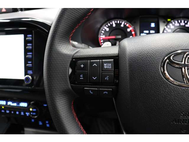 トヨタ ハイラックス ２．４ Ｚ ＧＲスポーツ ディーゼルターボ ４ＷＤ R5年 (東海) 99