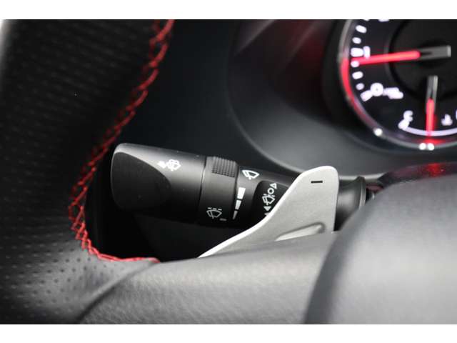 トヨタ ハイラックス ２．４ Ｚ ＧＲスポーツ ディーゼルターボ ４ＷＤ R5年 (東海) 99