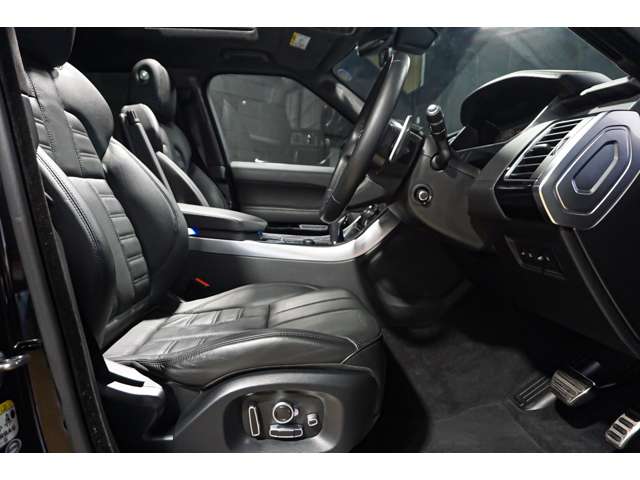 ランドローバー レンジローバー オートバイオグラフィ ダイナミック （３．０リッター） ４ＷＤ H29年 (北海道) 99