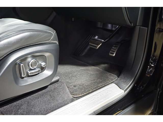 ランドローバー レンジローバー オートバイオグラフィ ダイナミック （３．０リッター） ４ＷＤ H29年 (北海道) 99