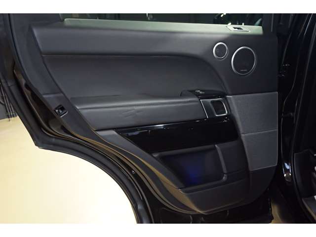 ランドローバー レンジローバー オートバイオグラフィ ダイナミック （３．０リッター） ４ＷＤ H29年 (北海道) 99