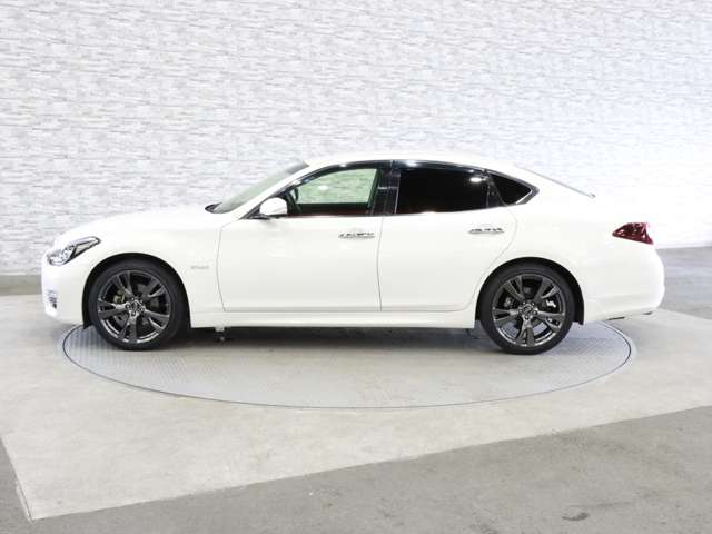 日産 フーガ　ハイブリッド ３．５ H27年 (関東) 99