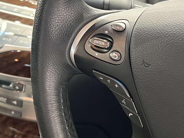 日産 フーガ　ハイブリッド ３．５ H27年 (関東) 99