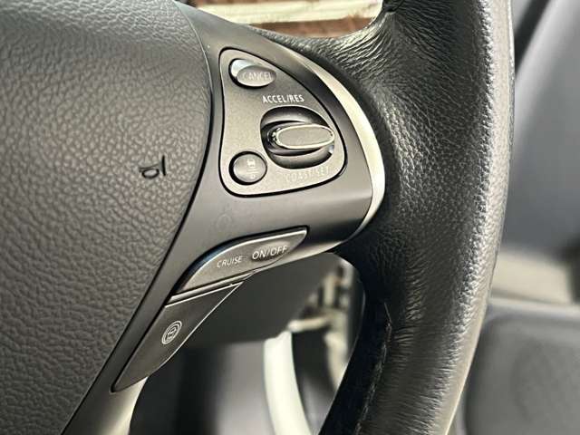 日産 フーガ　ハイブリッド ３．５ H27年 (関東) 99