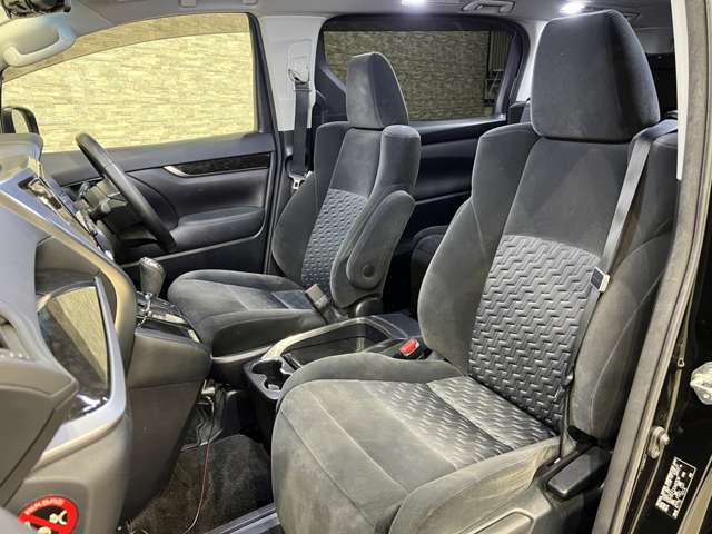 トヨタ アルファード ２．５ Ｓ Ａパッケージ H28年 (関東) 99