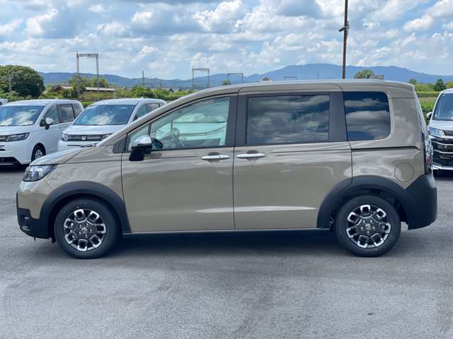 ホンダ フリード １．５ クロスター R6年 (近畿) 99