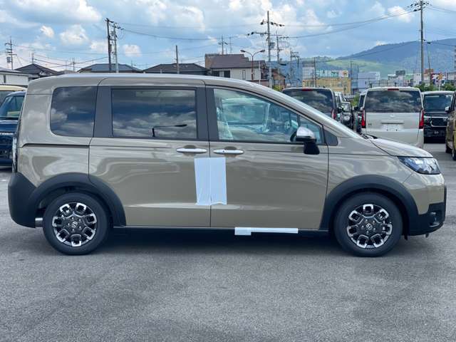 ホンダ フリード １．５ クロスター R6年 (近畿) 99