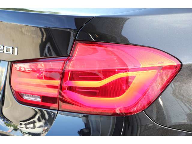 ＢＭＷ ３シリーズ ３２０ｉ　ラグジュアリー H30年 (関東) 99