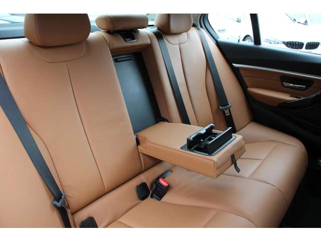 ＢＭＷ ３シリーズ ３２０ｉ　ラグジュアリー H30年 (関東) 99