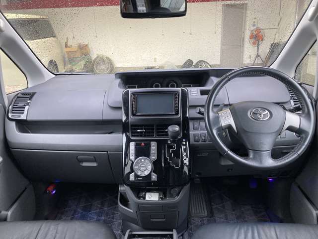 トヨタ ヴォクシー ２．０ ＺＳ ４ＷＤ H21年 (東北) 99