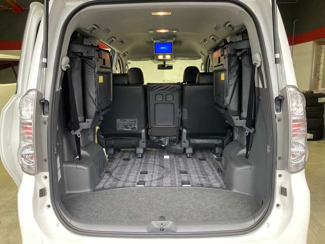 トヨタ ヴォクシー ２．０ ＺＳ ４ＷＤ H21年 (東北) 99