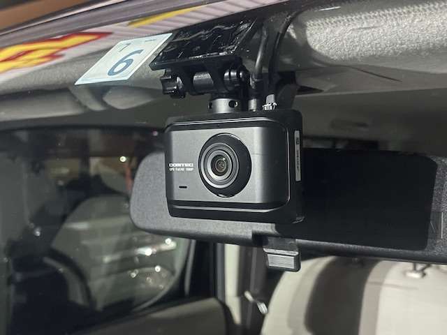 日産 キューブ １．５ １５Ｘ ＦＯＵＲ ４ＷＤ H22年 (北海道) 99