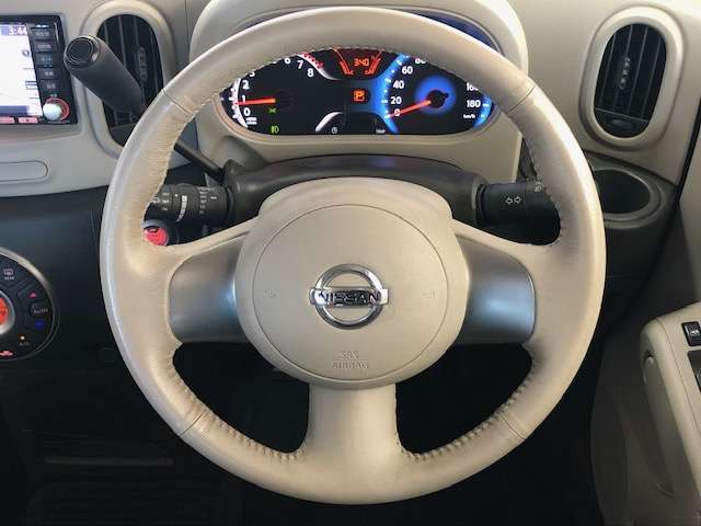 日産 キューブ １．５ １５Ｘ ＦＯＵＲ ４ＷＤ H22年 (北海道) 99