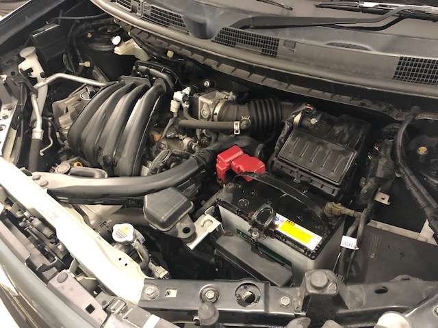 日産 キューブ １．５ １５Ｘ ＦＯＵＲ ４ＷＤ H22年 (北海道) 99