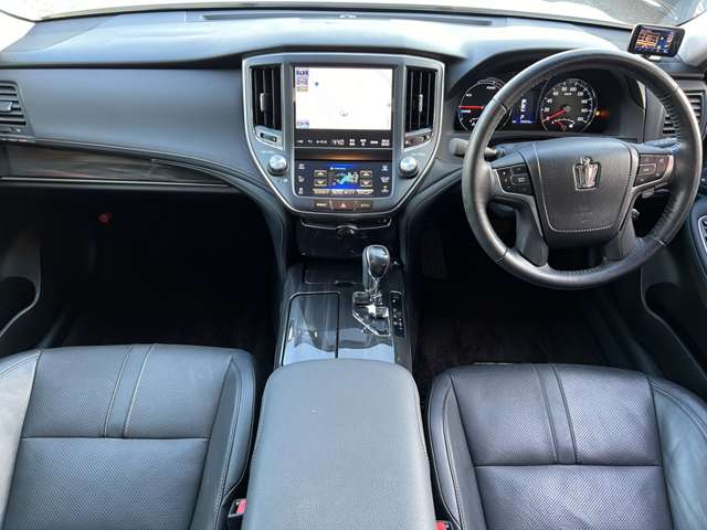 トヨタ クラウン　ハイブリッド ハイブリッド ２．５ Ｇ H25年 (関東) 99