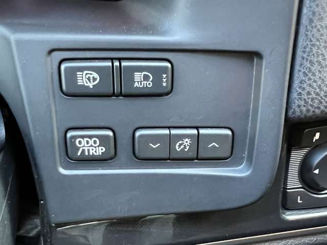 トヨタ クラウン　ハイブリッド ハイブリッド ２．５ Ｇ H25年 (関東) 99