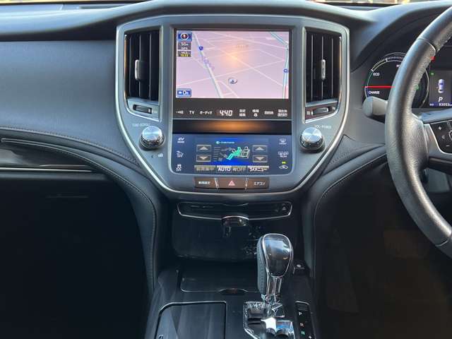 トヨタ クラウン　ハイブリッド ハイブリッド ２．５ Ｇ H25年 (関東) 99