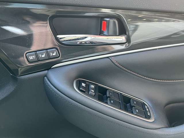 トヨタ クラウン　ハイブリッド ハイブリッド ２．５ Ｇ H25年 (関東) 99