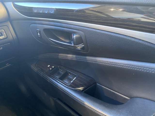 レクサス ＬＳ４６０ バージョンＣ　Ｉパッケージ H24年 (九州・沖縄) 99