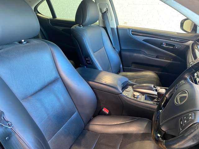 レクサス ＬＳ４６０ バージョンＣ　Ｉパッケージ H24年 (九州・沖縄) 99