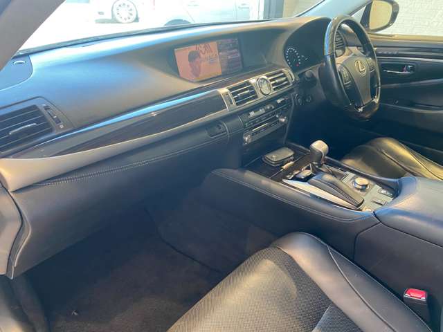 レクサス ＬＳ４６０ バージョンＣ　Ｉパッケージ H24年 (九州・沖縄) 99