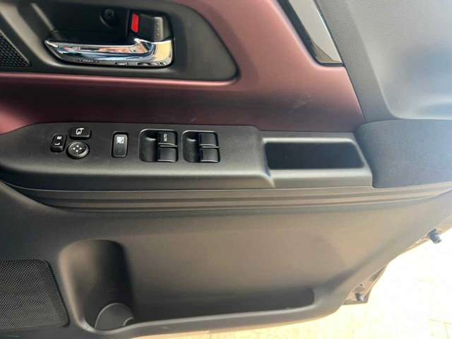 スズキ スペーシア　カスタム ６６０ カスタム ハイブリッド ＸＳターボ ４ＷＤ R6年 (北海道) 99