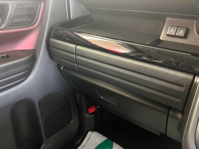 スズキ スペーシア　カスタム ６６０ カスタム ハイブリッド ＸＳターボ ４ＷＤ R6年 (北海道) 99