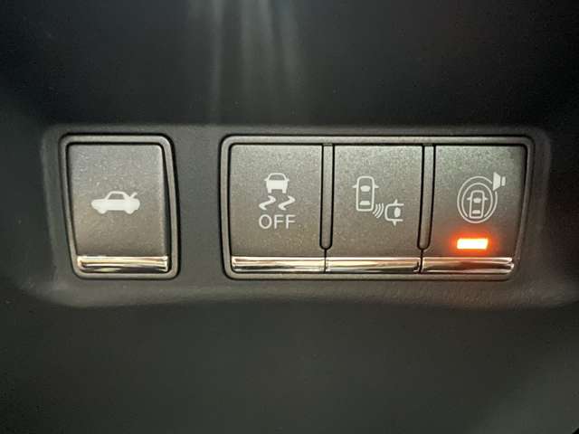 日産 フーガ ２．５ ２５０ＶＩＰ H27年 (関東) 99