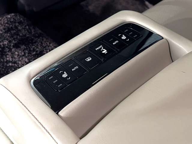 レクサス ＬＳ５００ Ｉパッケージ R1年 (関東) 99