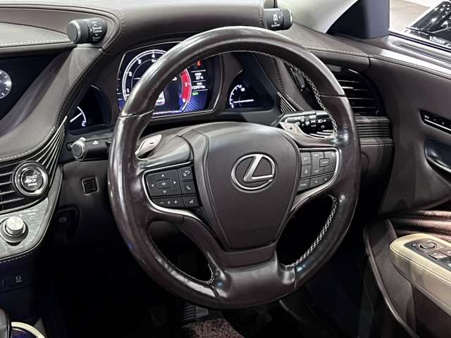 レクサス ＬＳ５００ Ｉパッケージ R1年 (関東) 99
