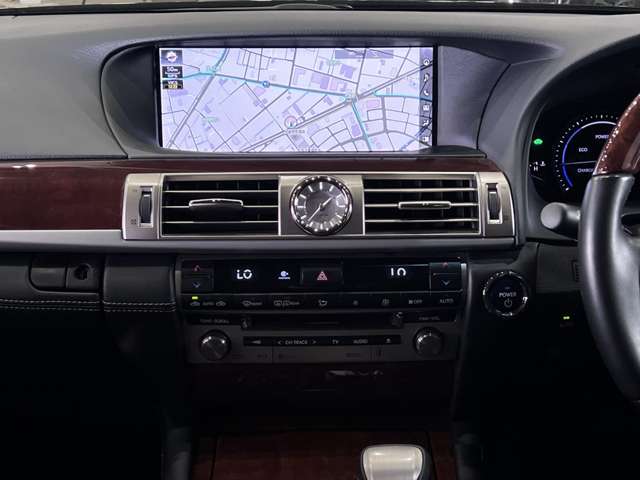 レクサス ＬＳハイブリッド ６００Ｈ バージョンＬ ４ＷＤ H29年 (関東) 99