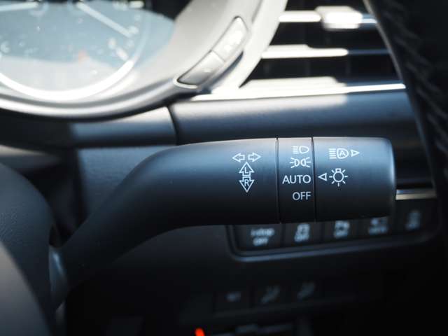 マツダ ＭＡＺＤＡ３　ファストバック ２．０ ２０Ｓ Ｌパッケージ R3年 (近畿) 99