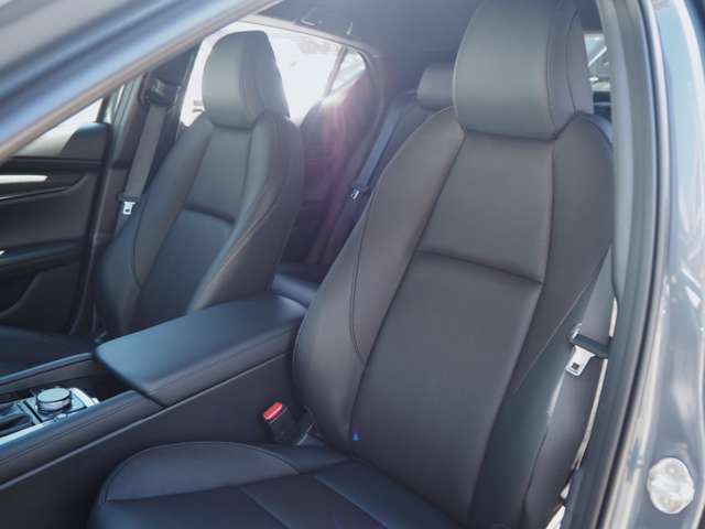 マツダ ＭＡＺＤＡ３　ファストバック ２．０ ２０Ｓ Ｌパッケージ R3年 (近畿) 99