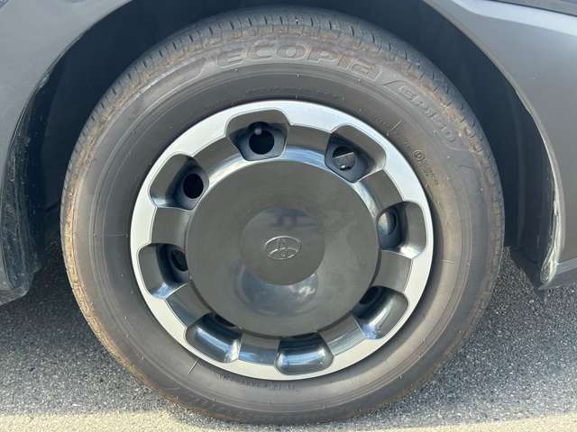 トヨタ シエンタ　ハイブリッド ハイブリッド １．５ Ｚ R4年 (中国) 99