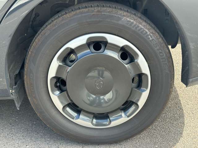 トヨタ シエンタ　ハイブリッド ハイブリッド １．５ Ｚ R4年 (中国) 99