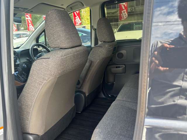 トヨタ シエンタ　ハイブリッド ハイブリッド １．５ Ｚ R4年 (中国) 99