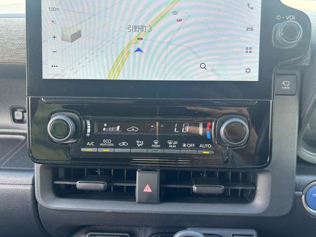 トヨタ シエンタ　ハイブリッド ハイブリッド １．５ Ｚ R4年 (中国) 99