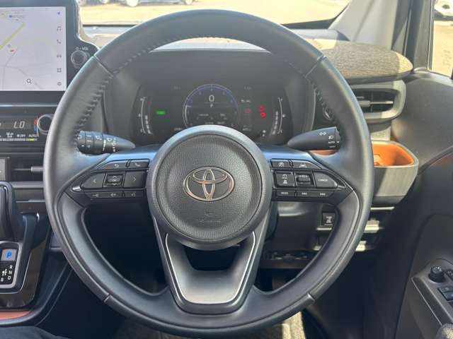 トヨタ シエンタ　ハイブリッド ハイブリッド １．５ Ｚ R4年 (中国) 99