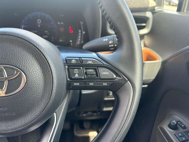 トヨタ シエンタ　ハイブリッド ハイブリッド １．５ Ｚ R4年 (中国) 99