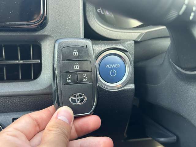 トヨタ シエンタ　ハイブリッド ハイブリッド １．５ Ｚ R4年 (中国) 99