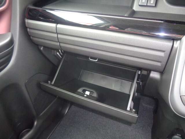 スズキ スペーシア　カスタム ６６０ カスタム ハイブリッド ＸＳターボ R6年 (中国) 99